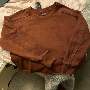 Aerie med. sweatshirt, rust color